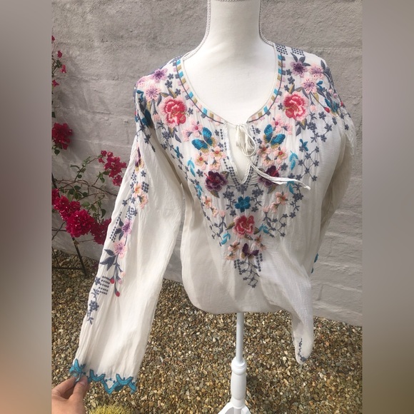 Johnny was Long sleeve sheer embroidered Johnny Was boho western tunic - Picture 3 of 13